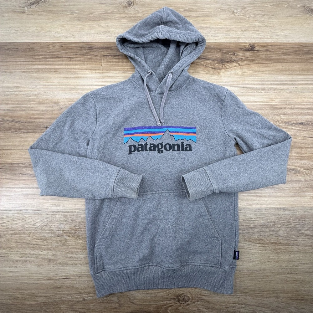 Patagonia P-6 Logo Uprisal Hoody Gravel Heather Grey Sweatshirt Size XS